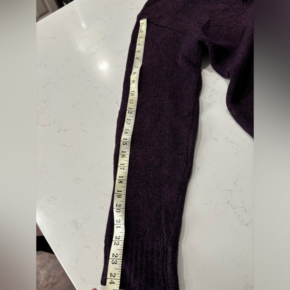 Yves Saint Laurent Unisex Vintage Sweater. 100% wool/Laine. - Picture 9 of 9